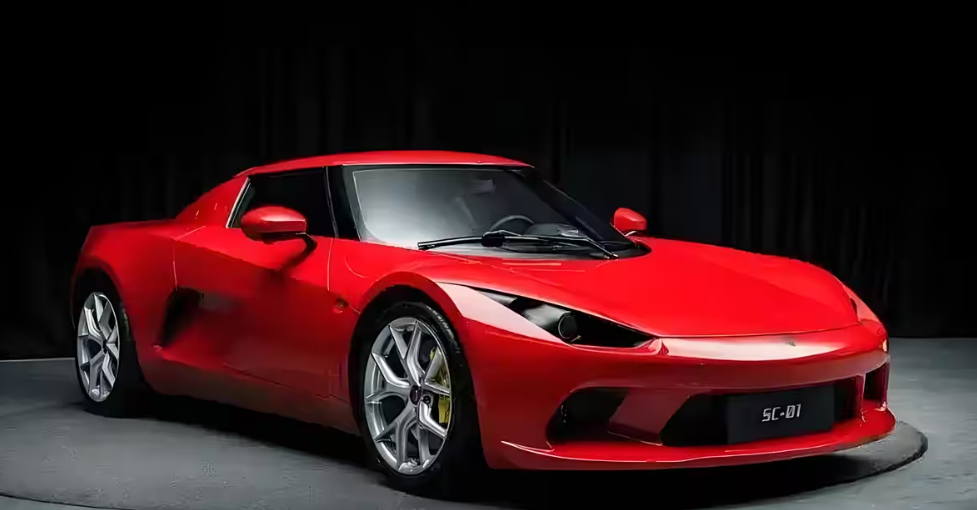 全系标配镁合金轮毂江铃新能源汽车羿驰01纯电小跑车开业界先河